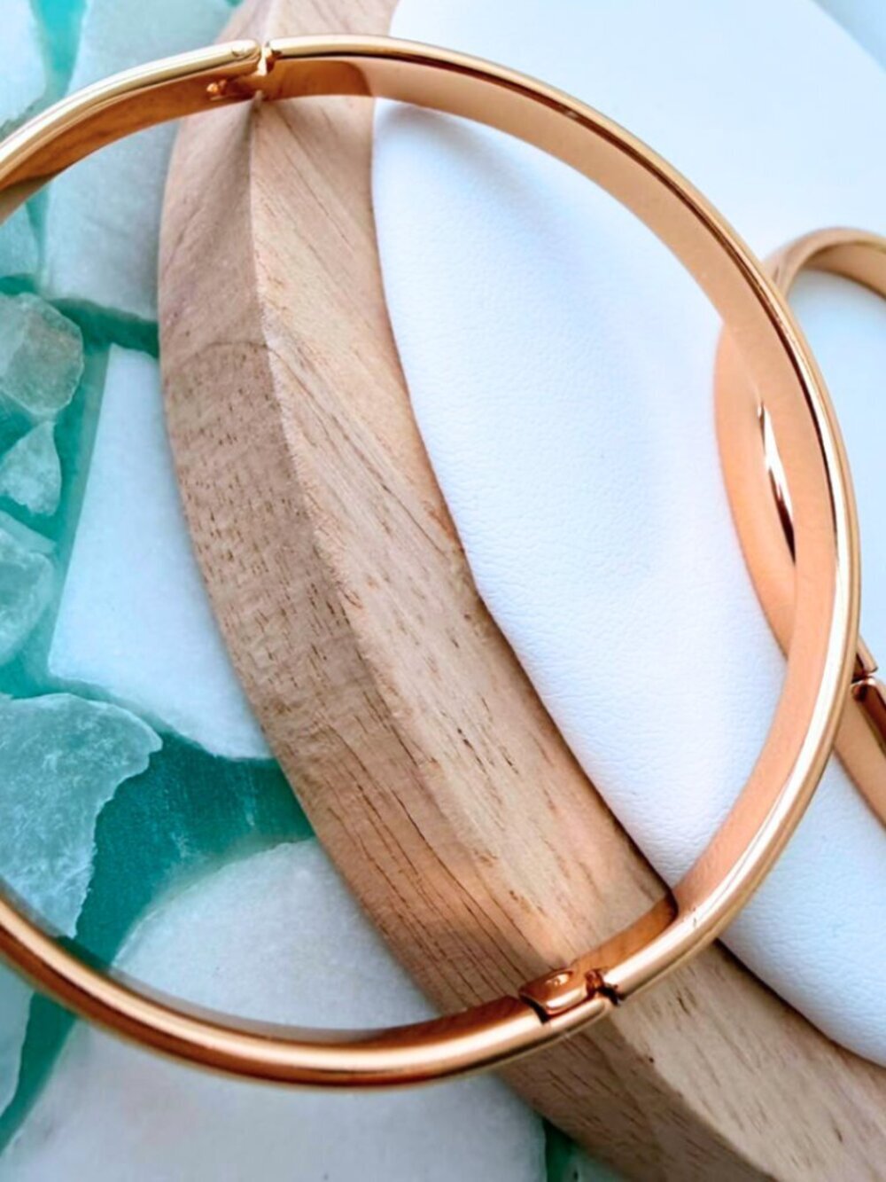 Classic Plain Hinged Bangle Bracelet – Rose Gold Plated | Sleek Minimalist - Picture 3 of 6